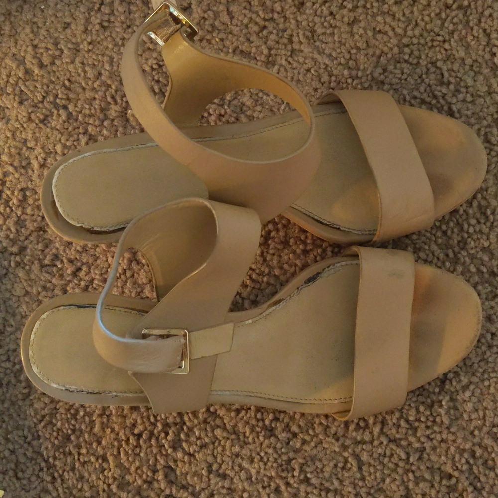 High heel shoes